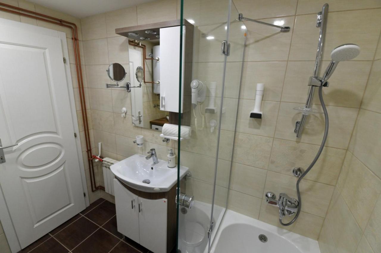 Family Apartman Bijeljina Ngoại thất bức ảnh